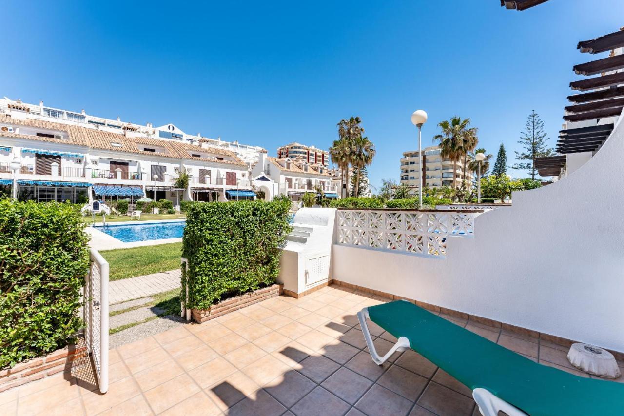 Townhouse Beachside Фуэнхирола Экстерьер фото