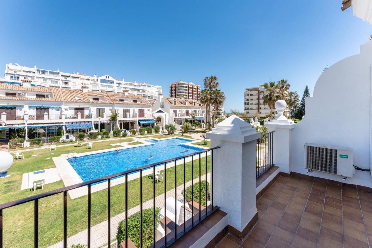 Townhouse Beachside Фуэнхирола Экстерьер фото